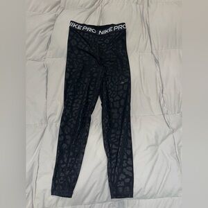 Nike Pro Black Leopard Leggings High Waisted